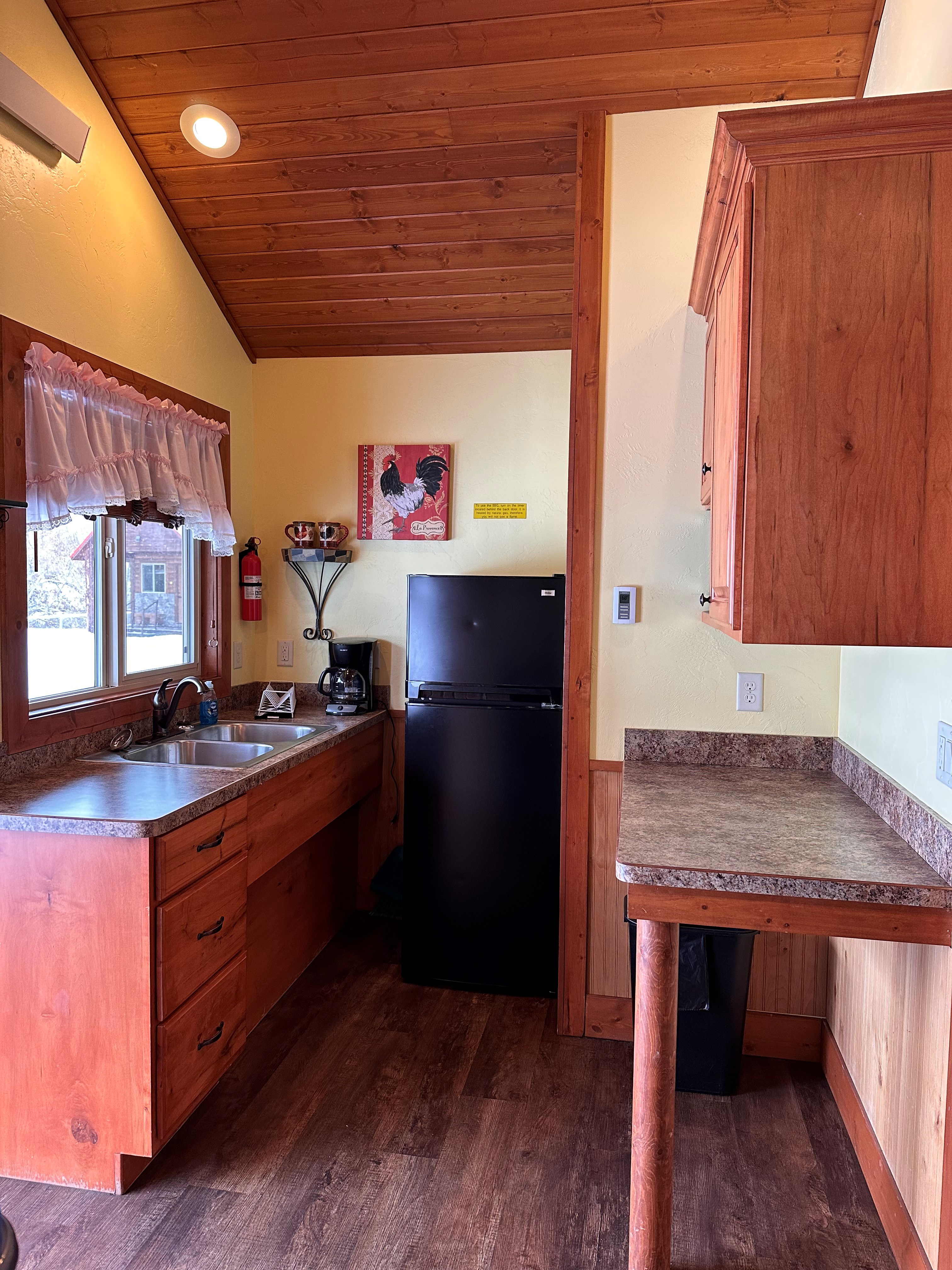 DL1-9 Kitchenette