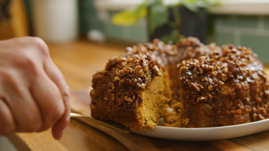 Upside Down Pecan Pumpkin Cake