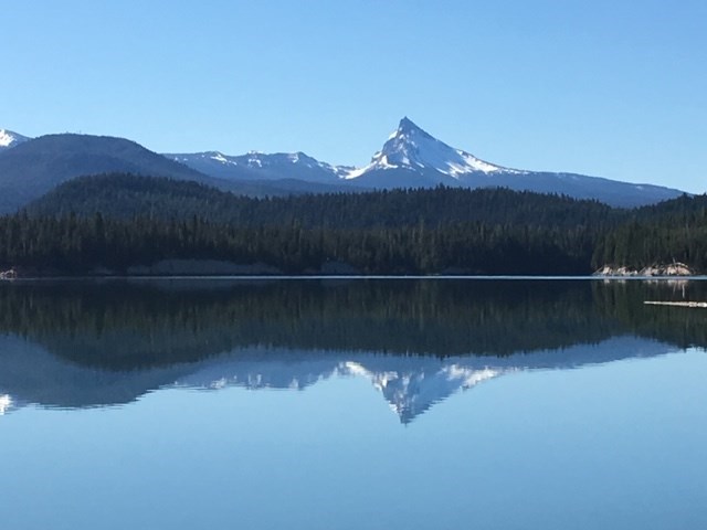 What's the Water Level at Lemolo Lake?