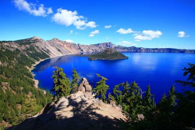 Is Crater Lake National Park Closed? - NO, NO & NO!!