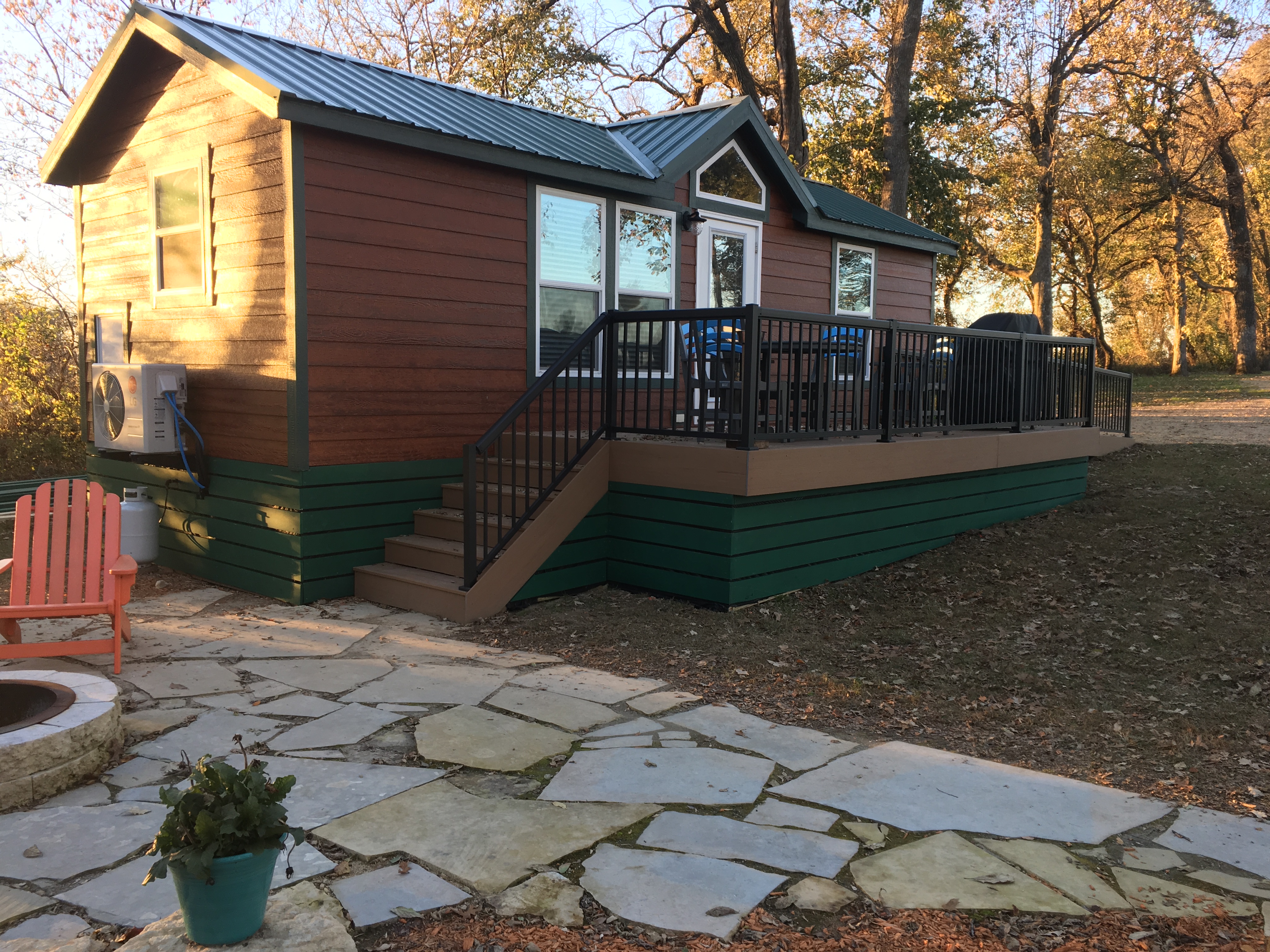 Deluxe Cabin Accessible