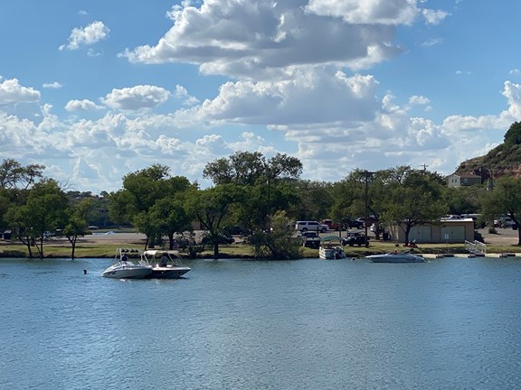 Buffalo Springs Lake