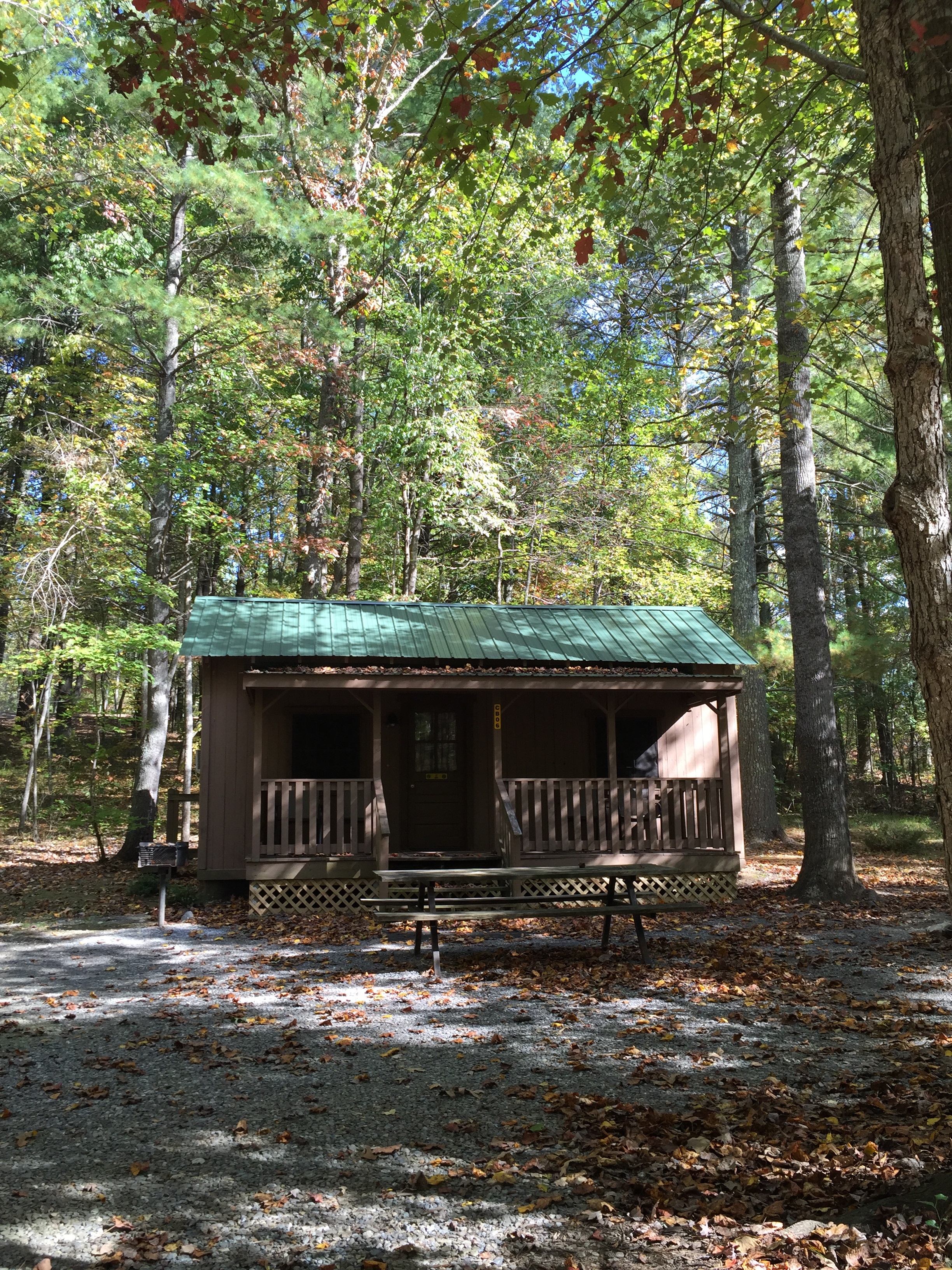 Camping Cabin w/out bathroom