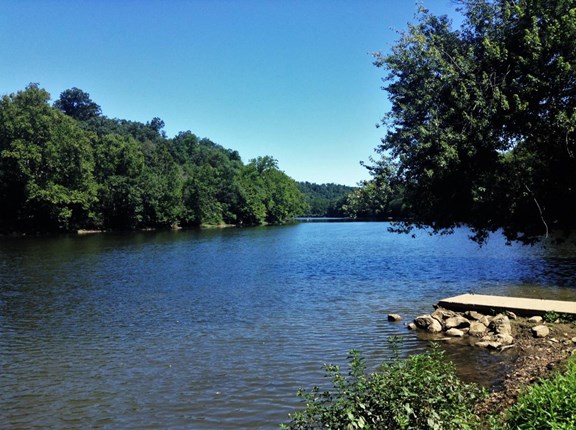 Cedar Creek Park - 15 minute drive