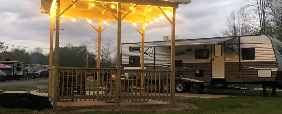 Super Deluxe Patio Site L Section