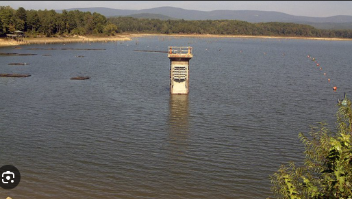 Lake Wilhelmina - Newly Renovated:13 minutes drive from KOA