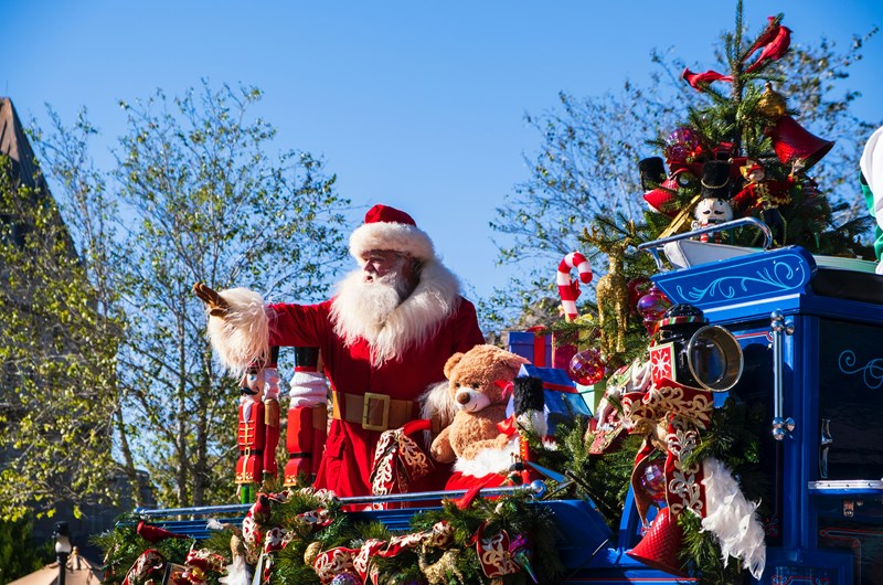 Mena Christmas Parade & Festival Photo
