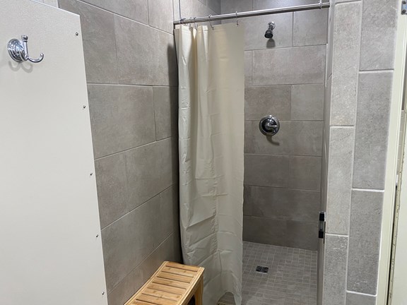 Women's Showers