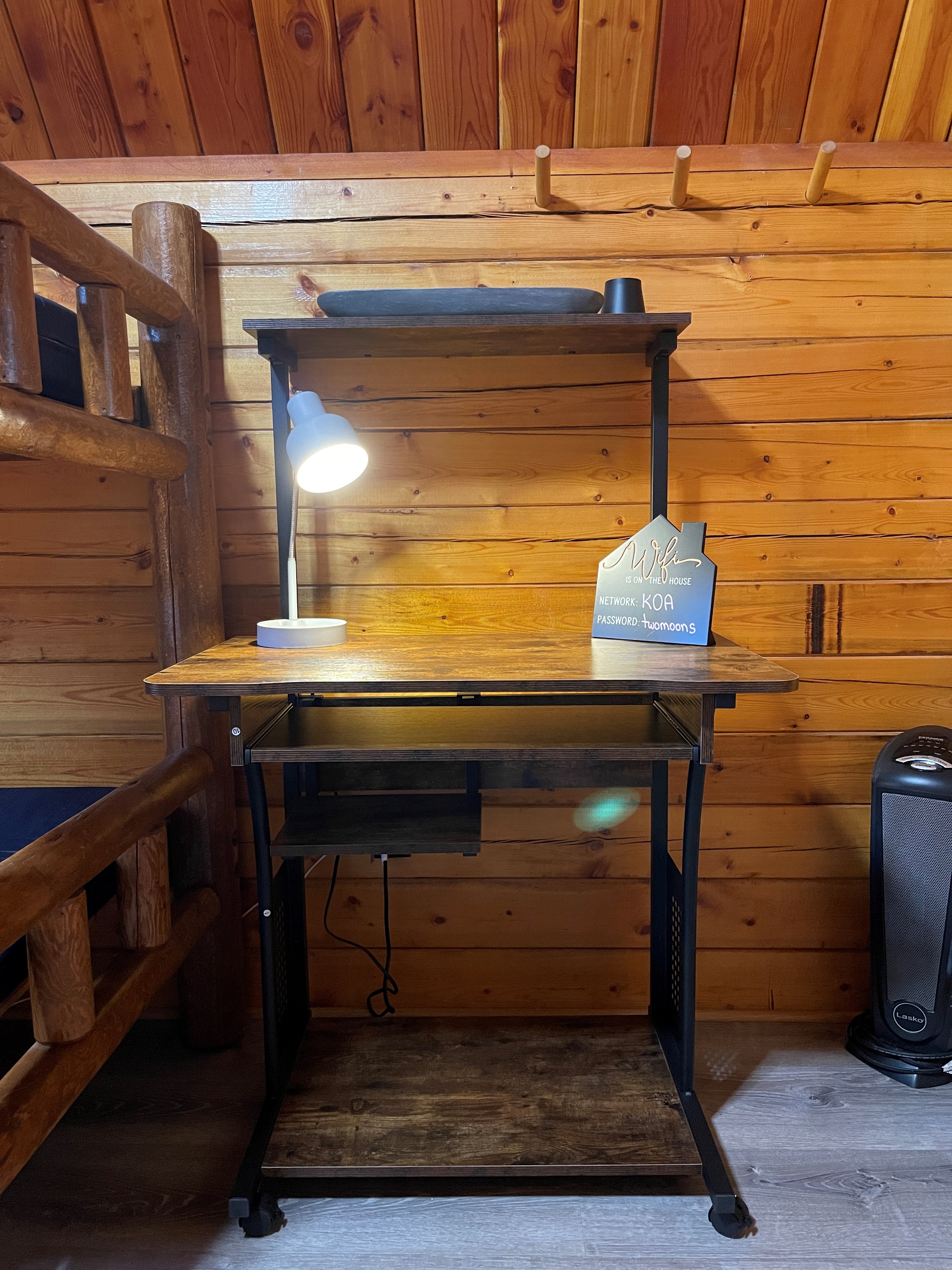 New Cabin Desk Workstation