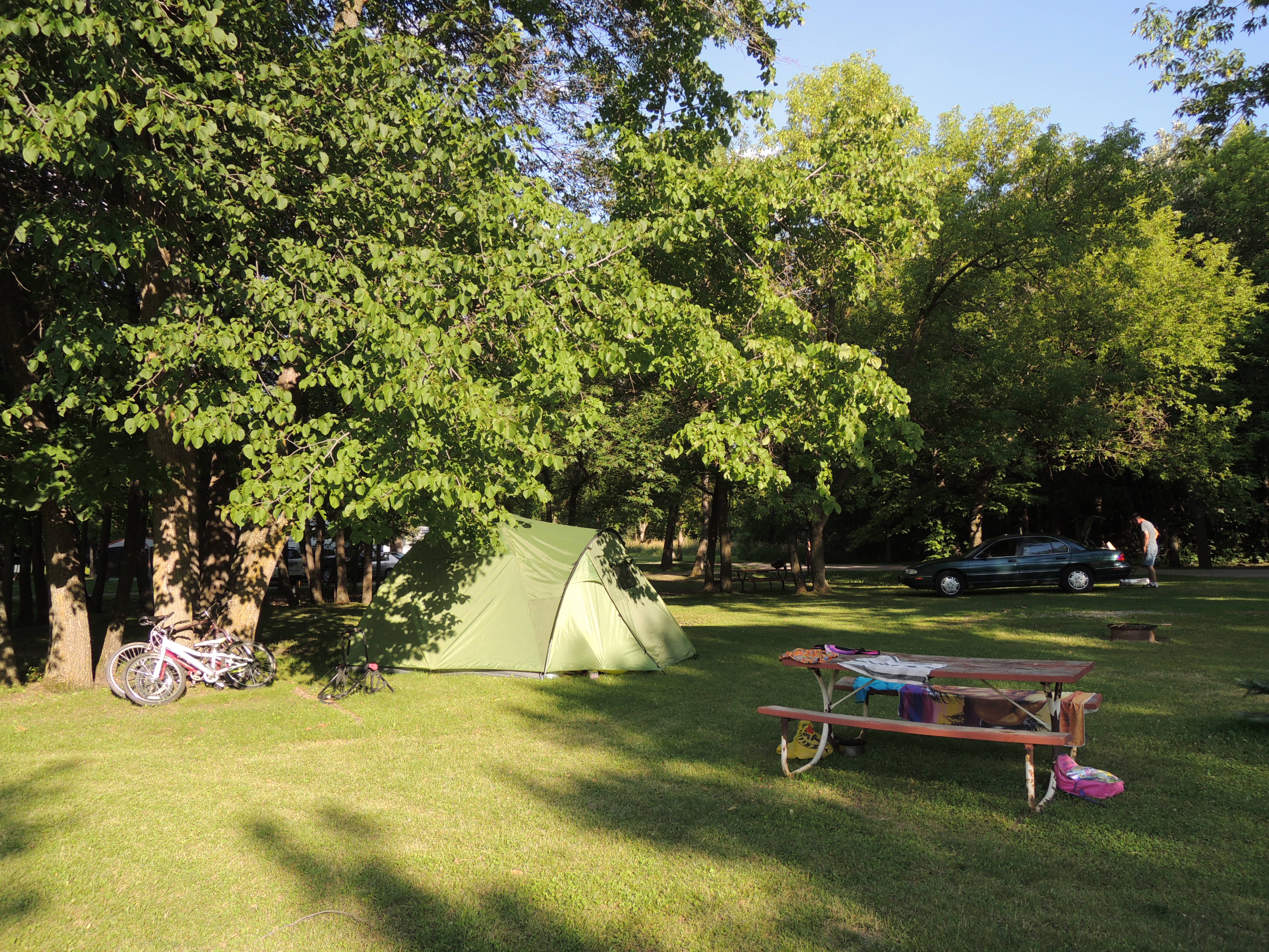 Tent, No hookups