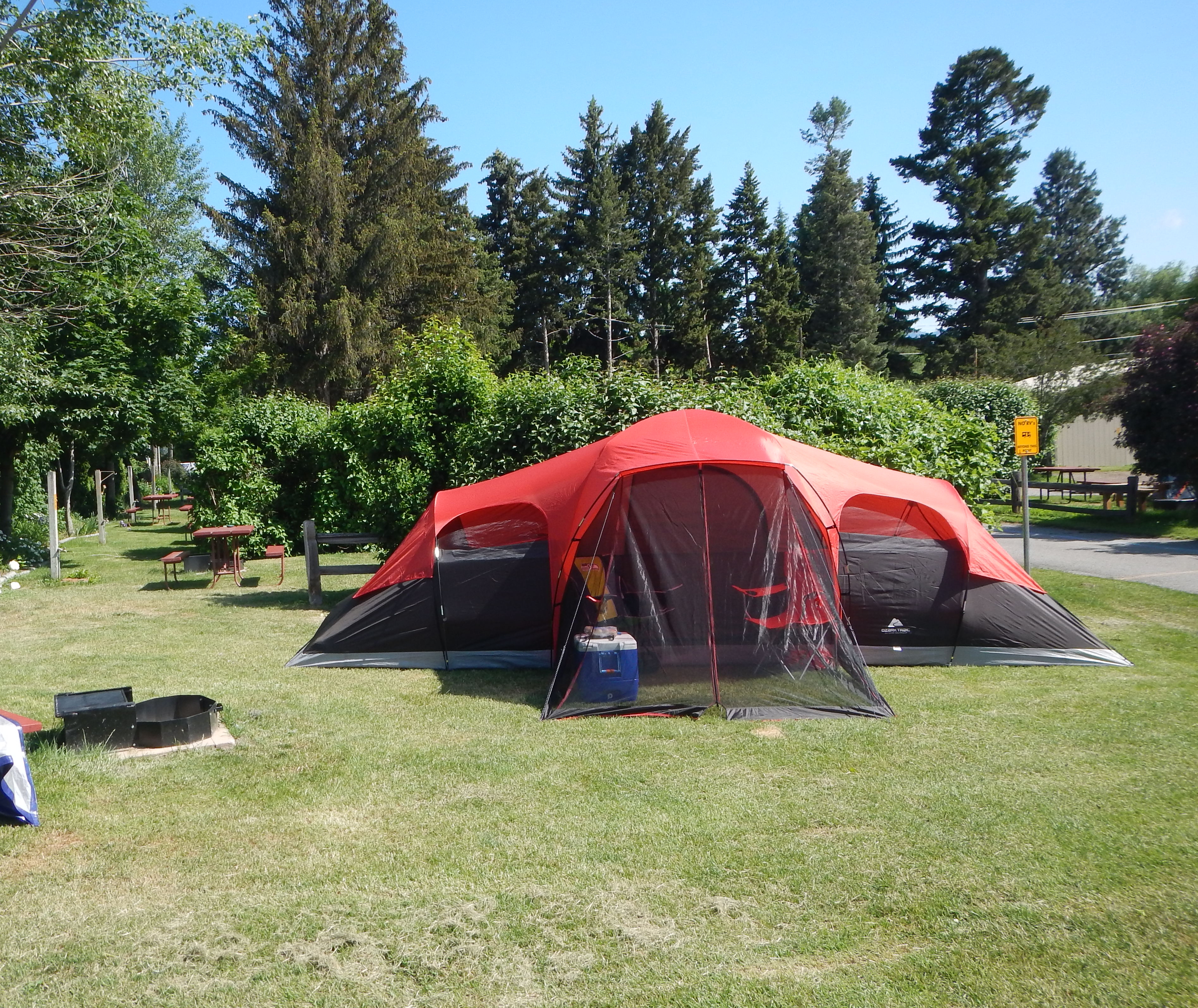 06) Tent Site, No Hookups
