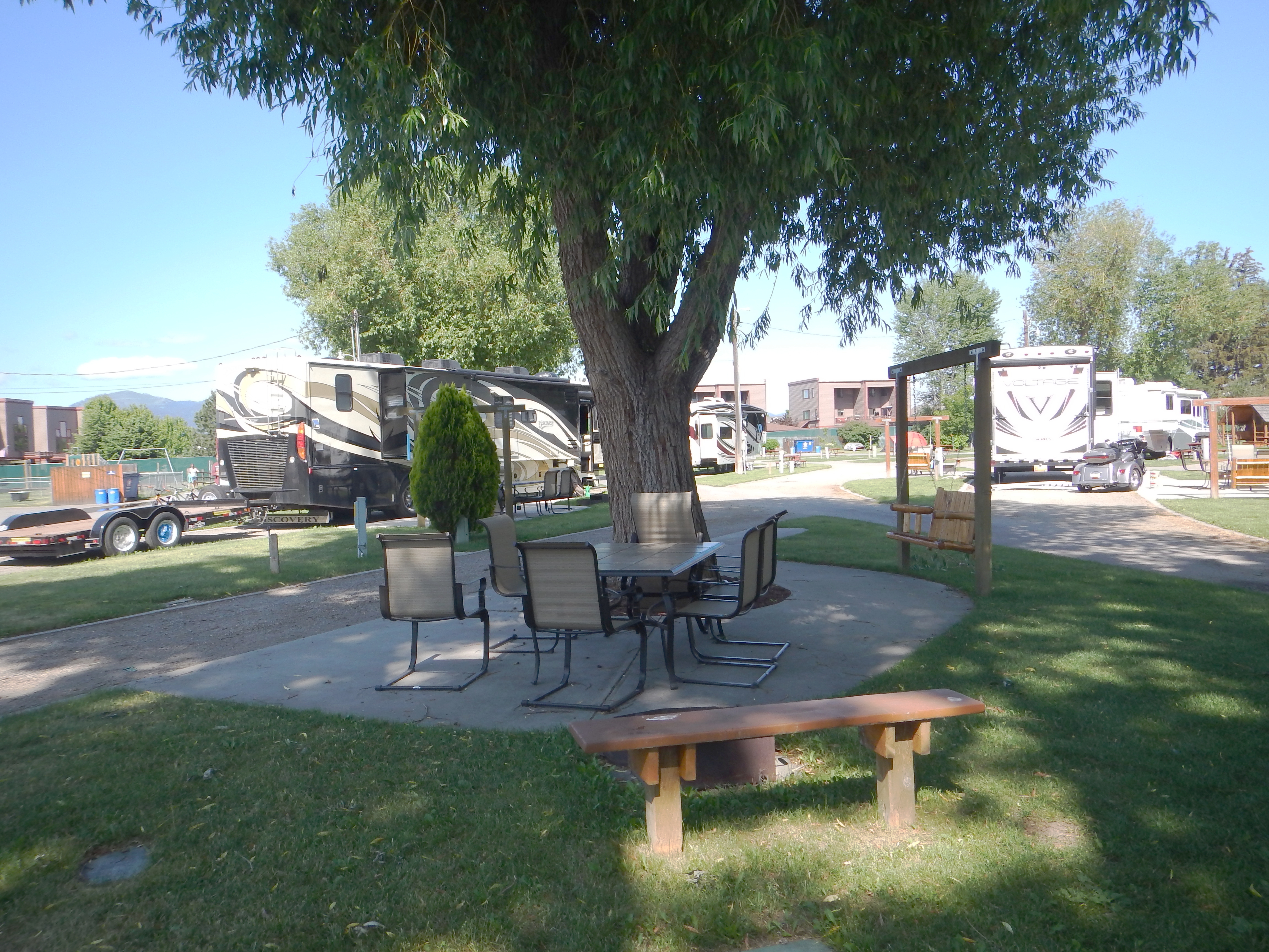 Premium patio site Full Hookup Pull Thru