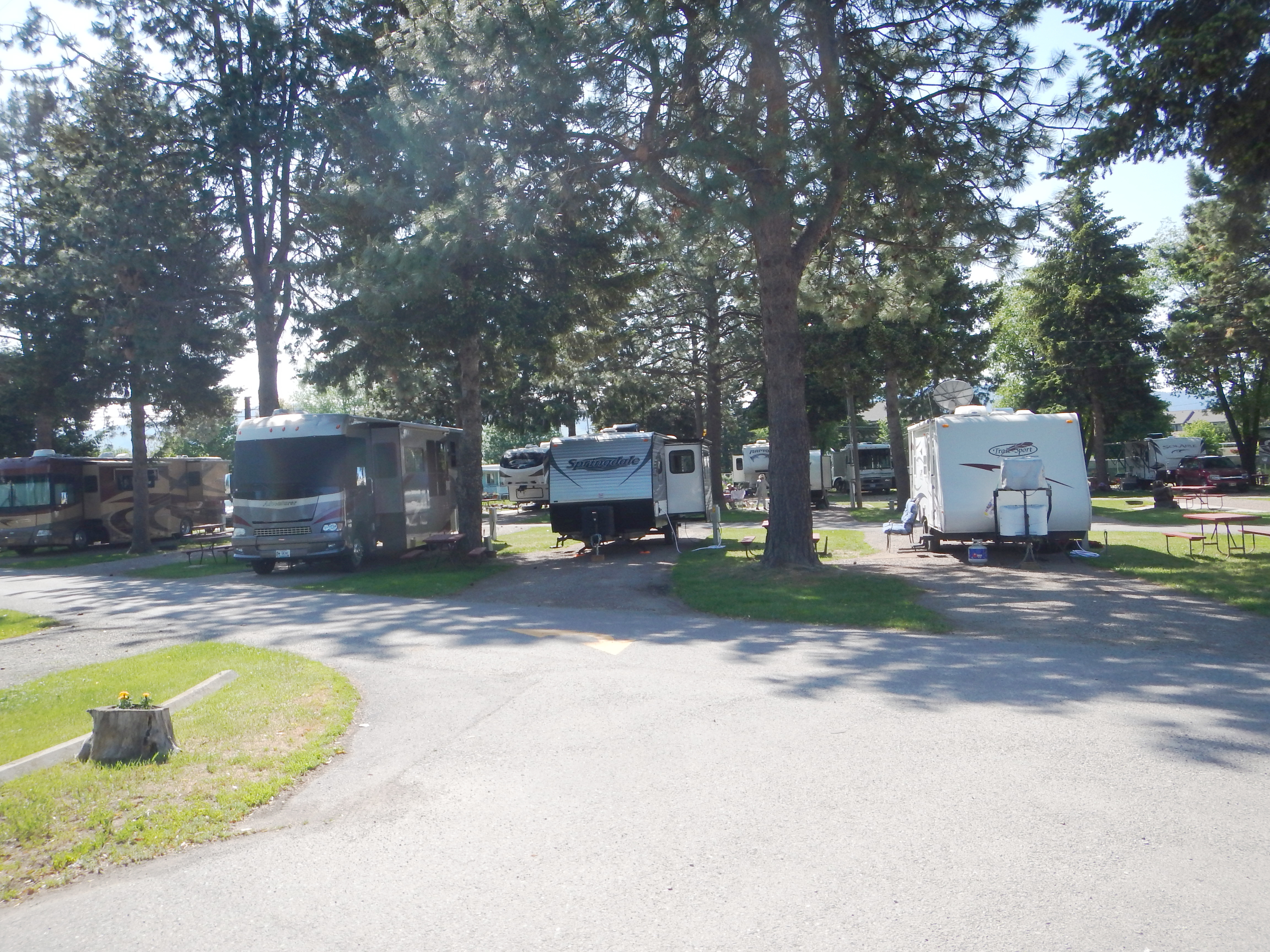 Long sites accommodate 40' rigs plus tow vehicle