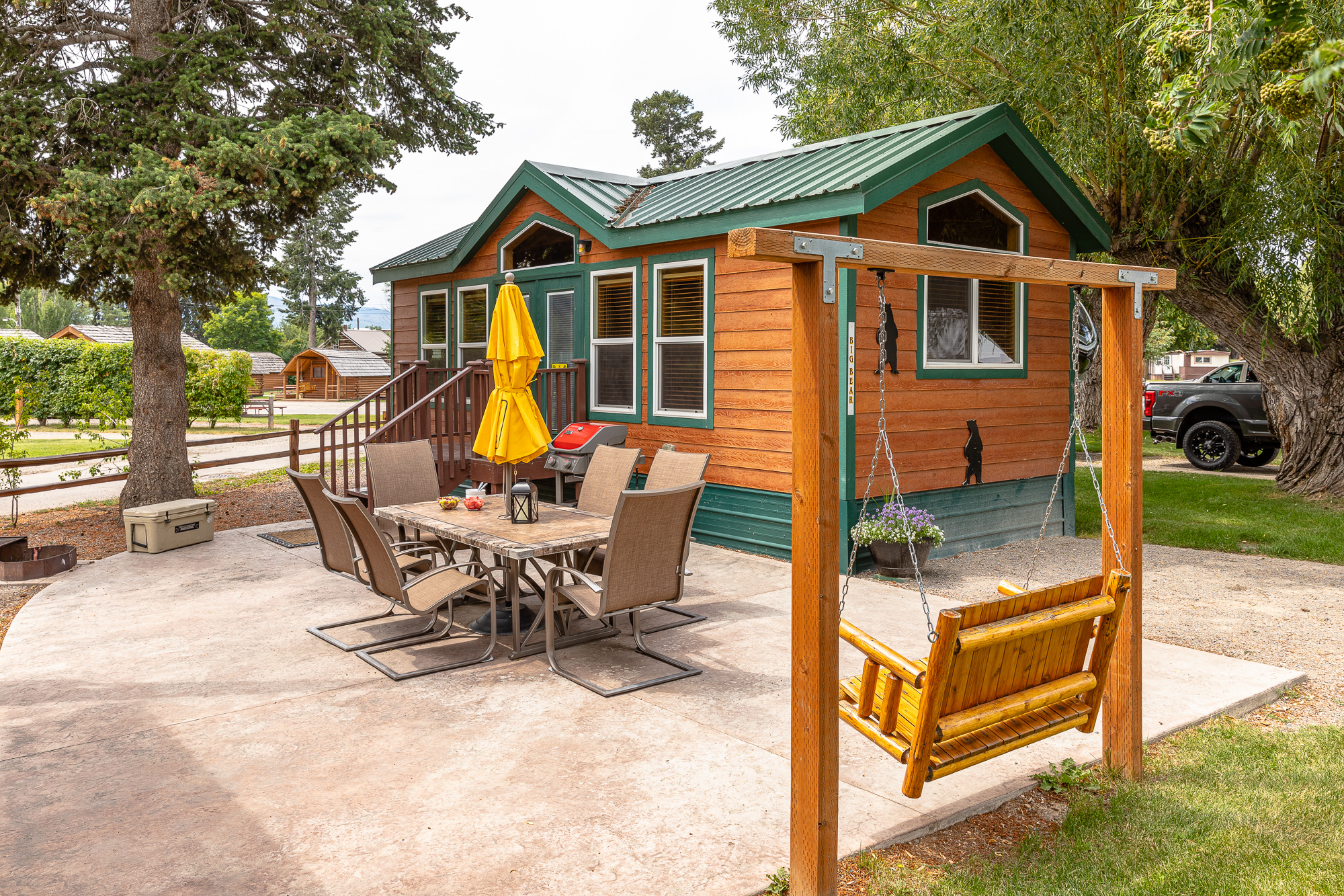 Big Bear Deluxe Cabin