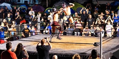 Slammin' Superstars / Wrestling Weekend 1
