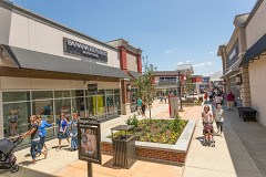 TANGER OUTLET MALL - 29 min. (27 mi)