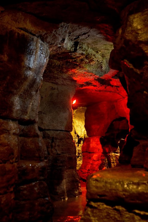 OLENTANGY INDIAN CAVERNS 44 min. (38 mi.