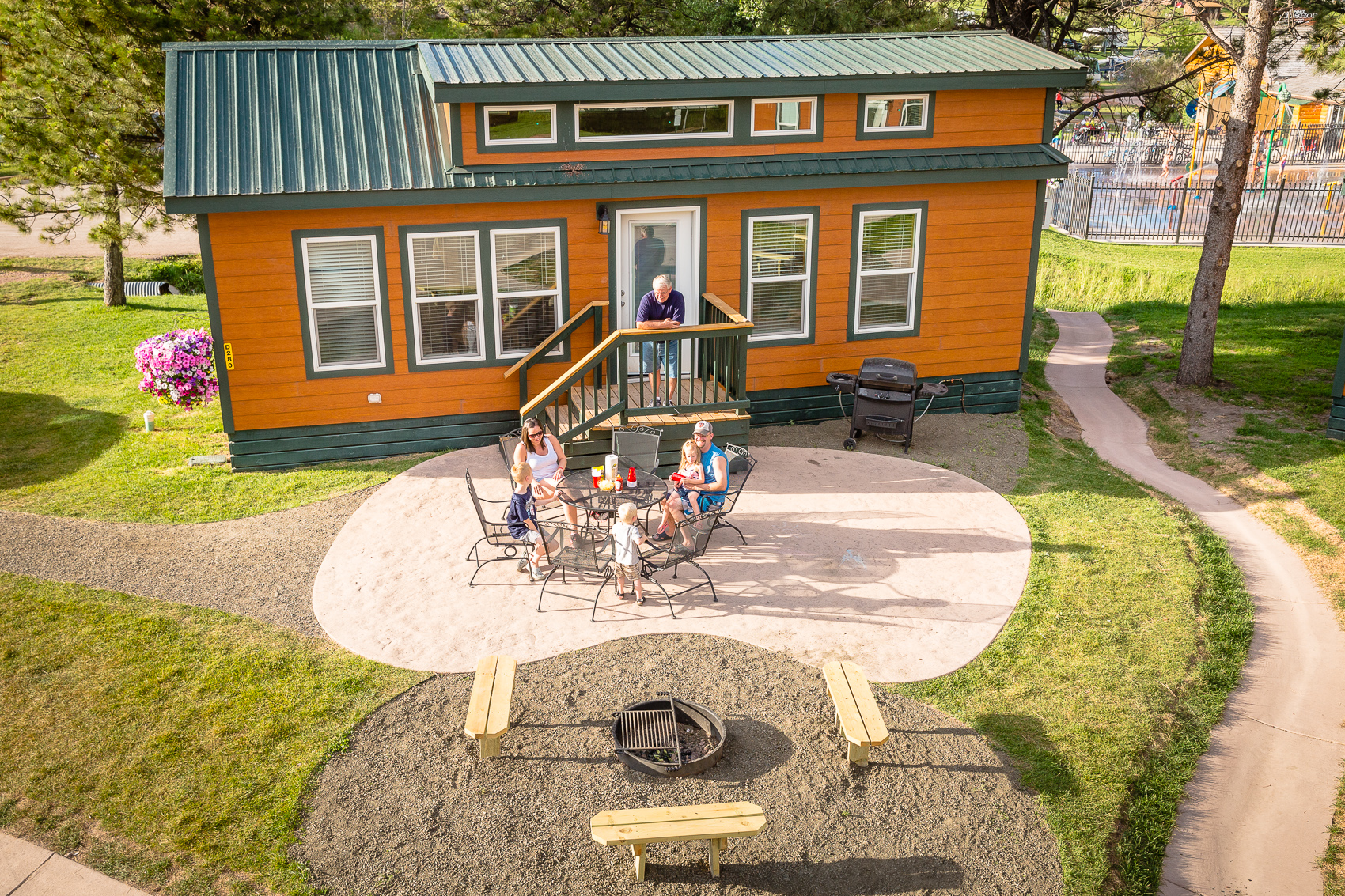 Deluxe Cabin patio