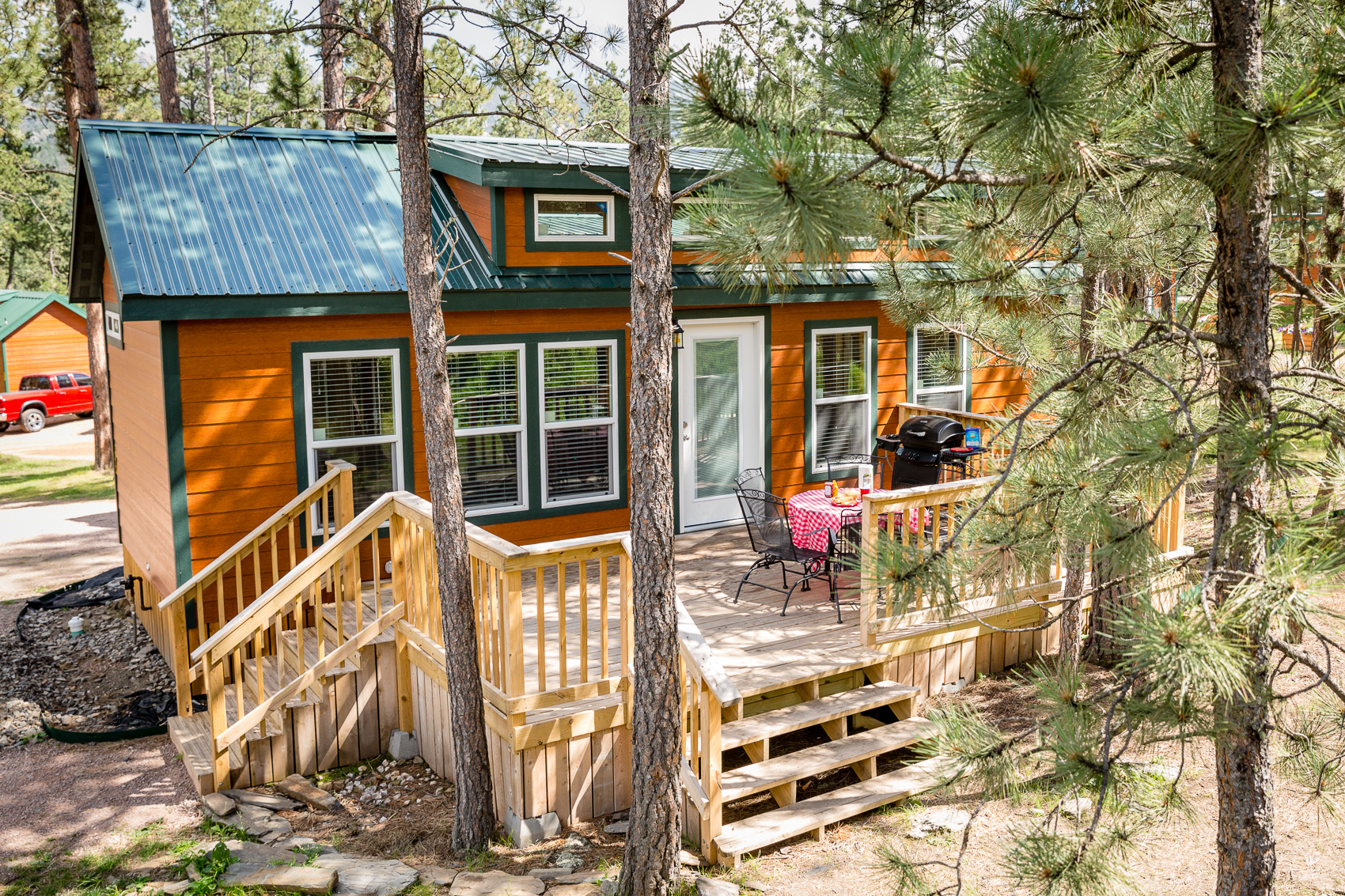 Deluxe Cabin front deck