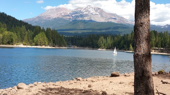 Lake Siskiyou