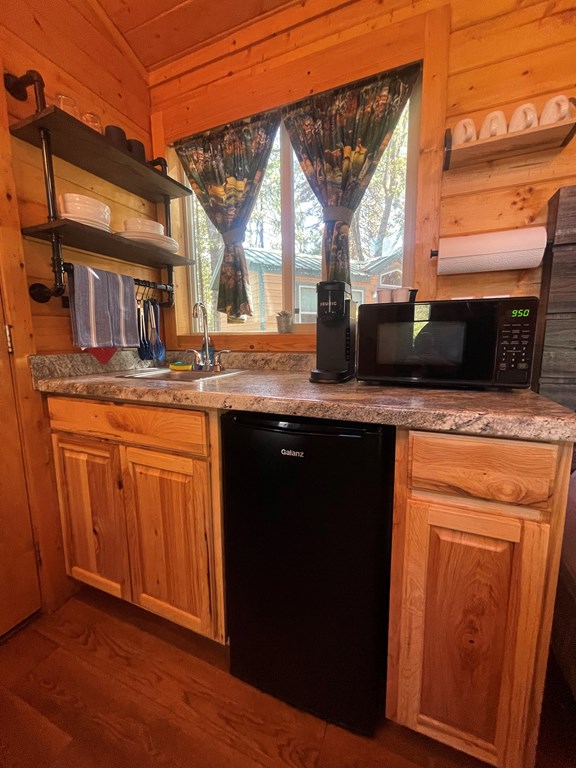 Welcome to the Mount Shasta City KOA Holiday
