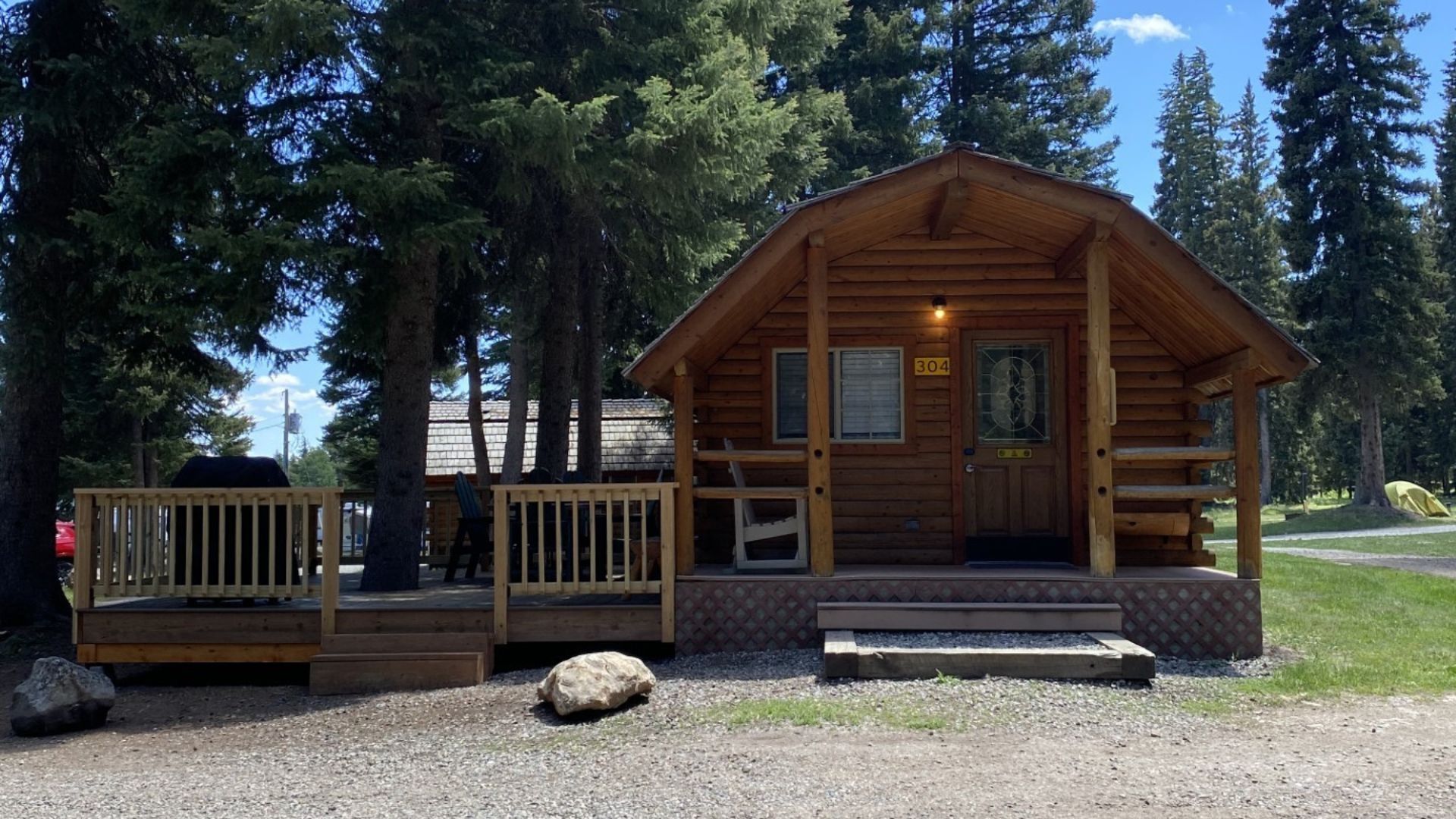 DC, 4p, Full Bath - Accommodation
