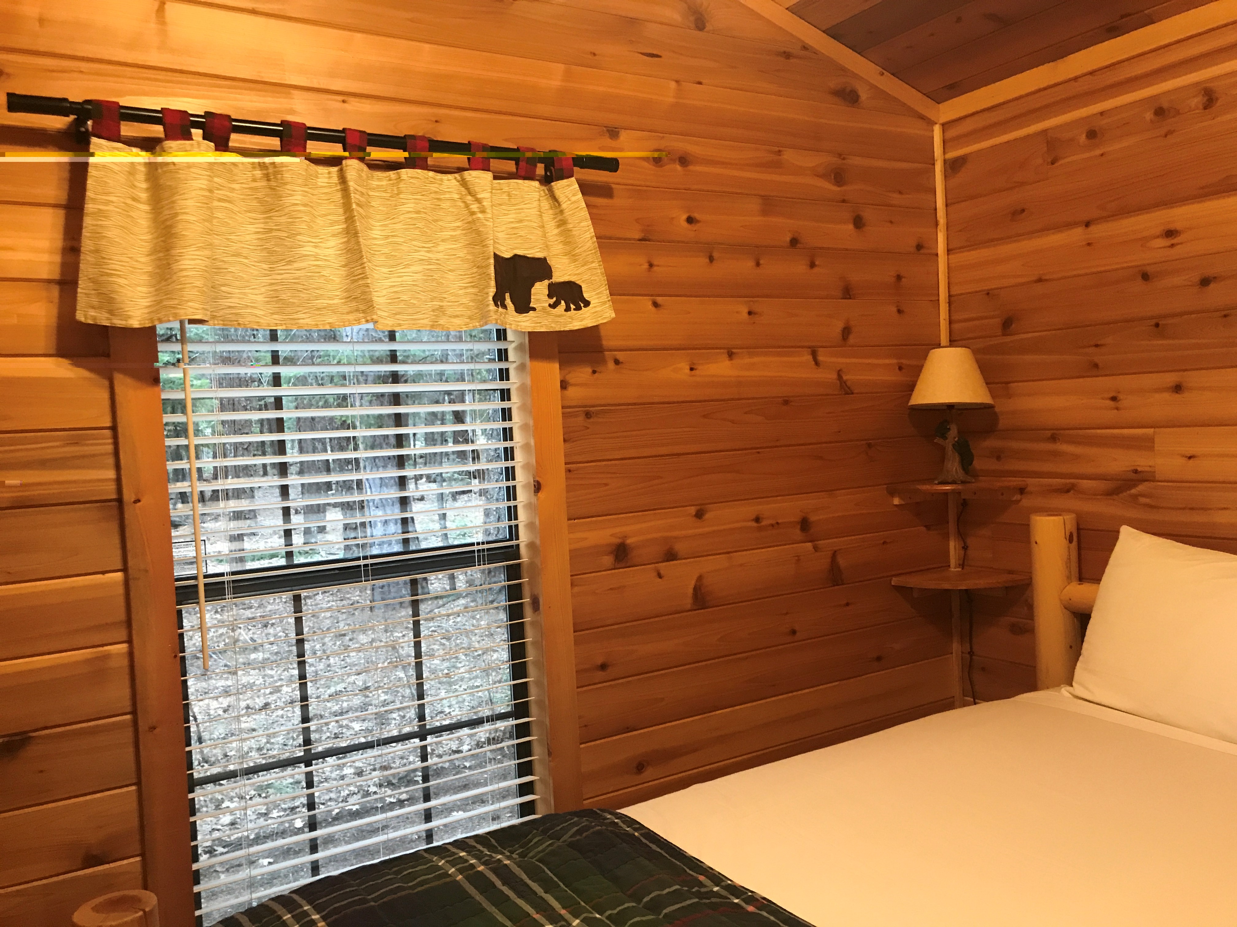 Deluxe Lodge