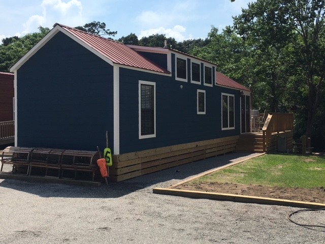 Deluxe Cabin Loft  Waterfront