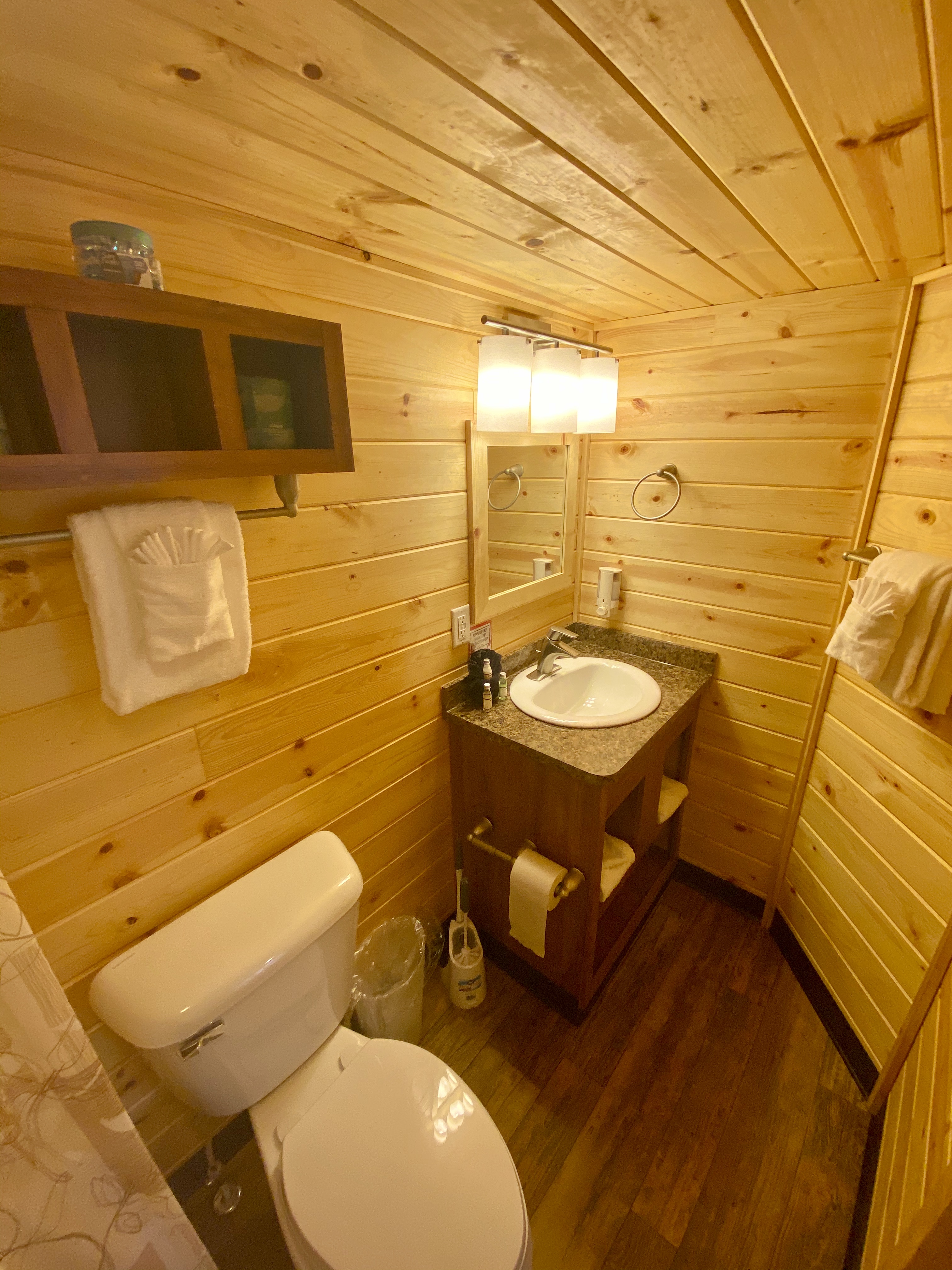 Deluxe Studio (Loft) Bathroom