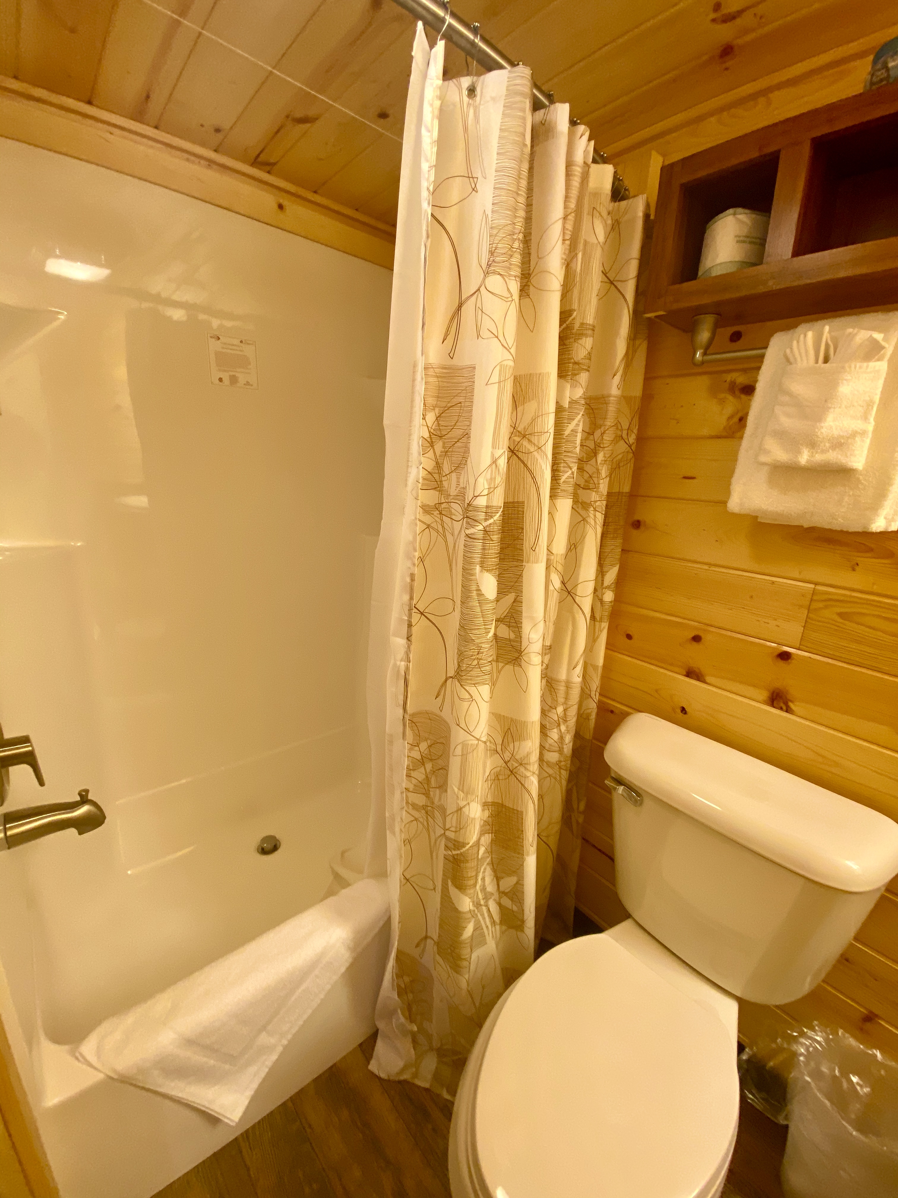 Deluxe Studio (Loft) Bathroom
