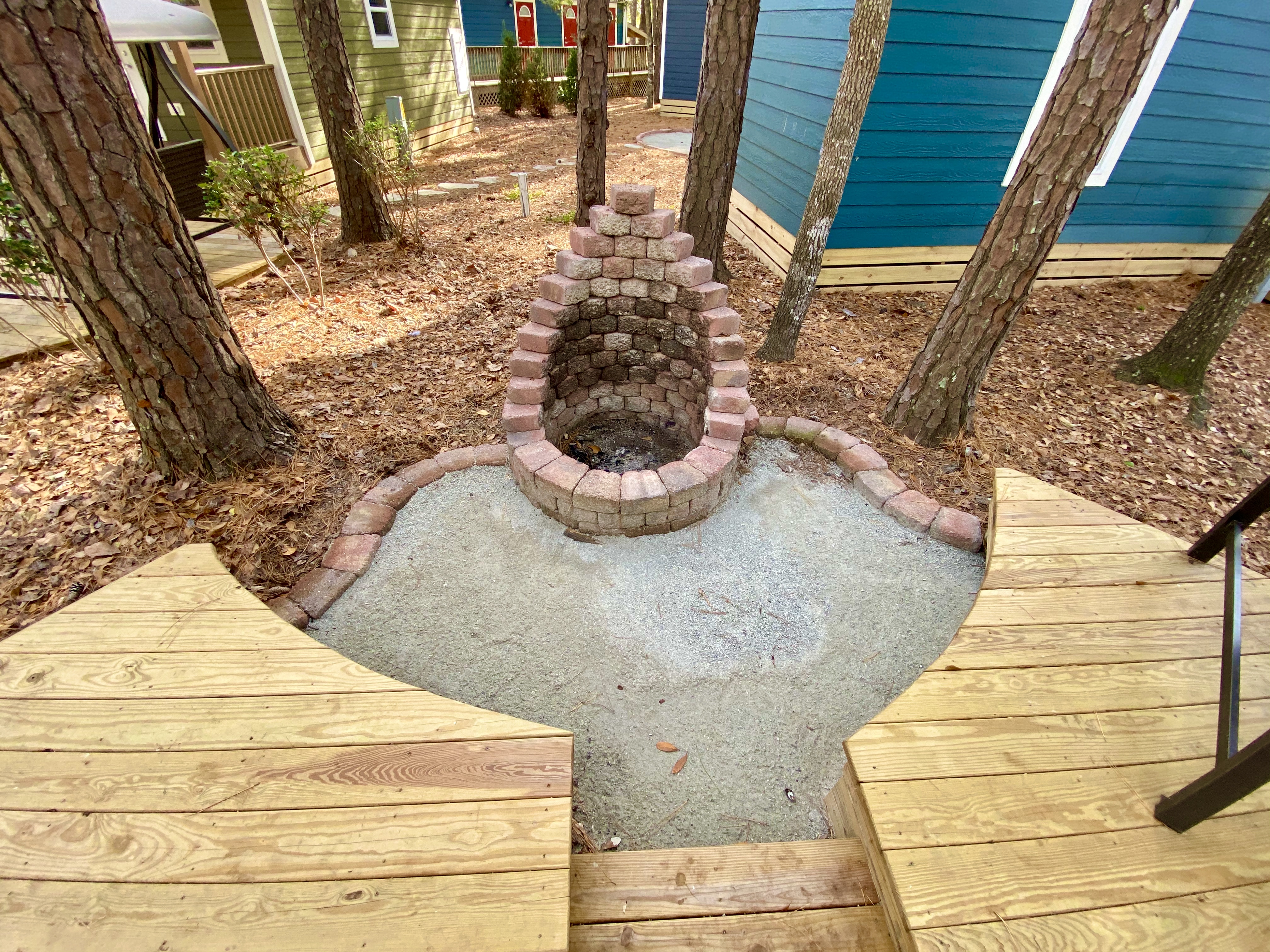 Deluxe Studio (Bunks) Fire Ring