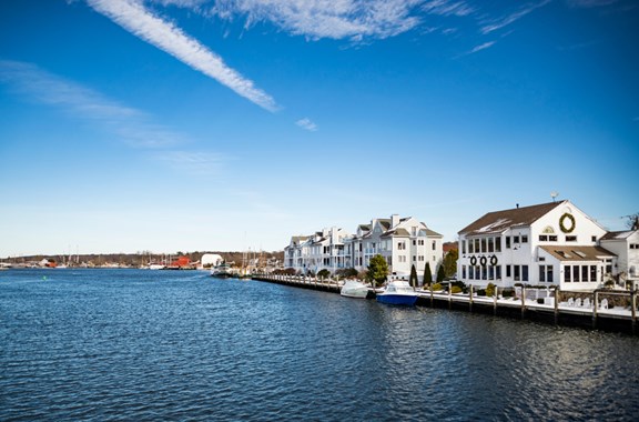 The Mystic Express: Historic Harbor Tour