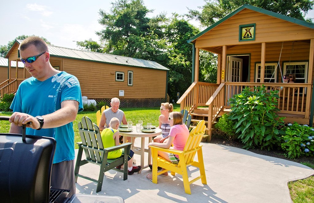 5 Benefits of Camping vs. Booking a Hotel