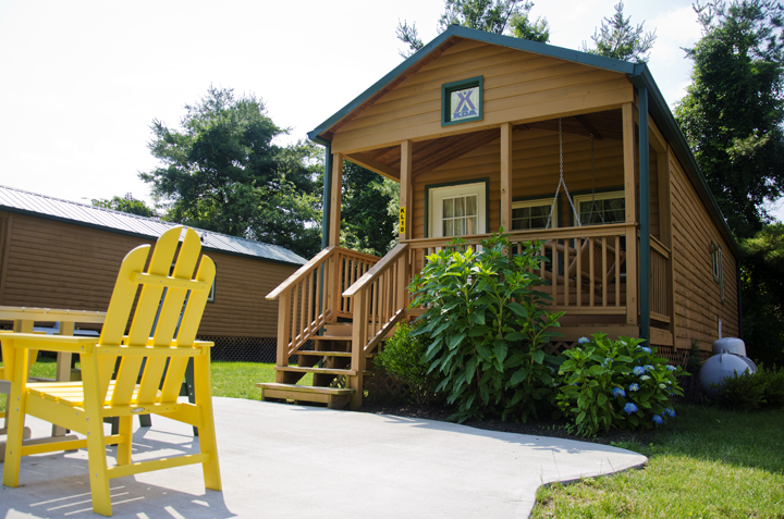 Exterior photo of Deluxe Cabin in Safari