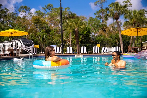 Pool & Hot Tub