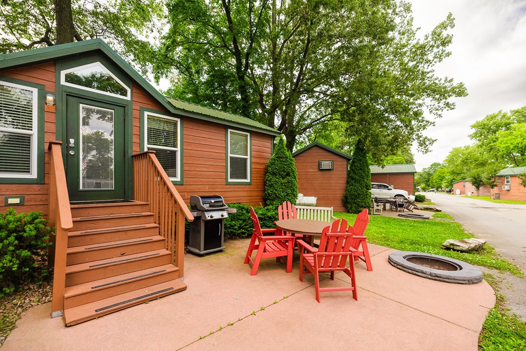 Why KOA Deluxe Cabins Outshine Hotel Lodging in Nashville