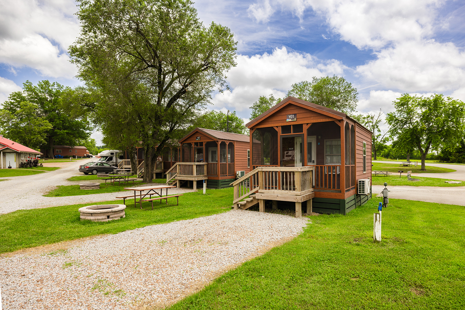 Y01 - Camping Cabin, 1 Room (No Bathroom) - Sleeps 4