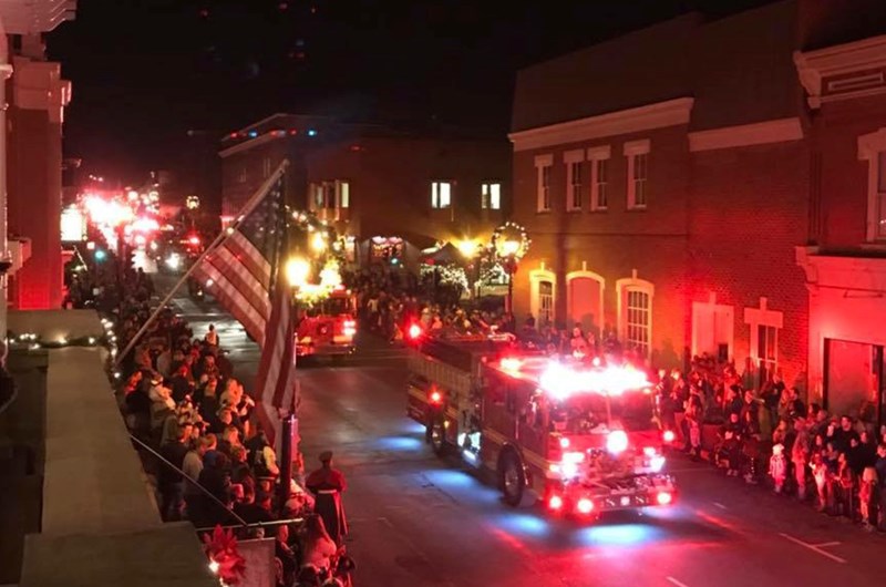 Downtown Lexington Christmas Parade Photo