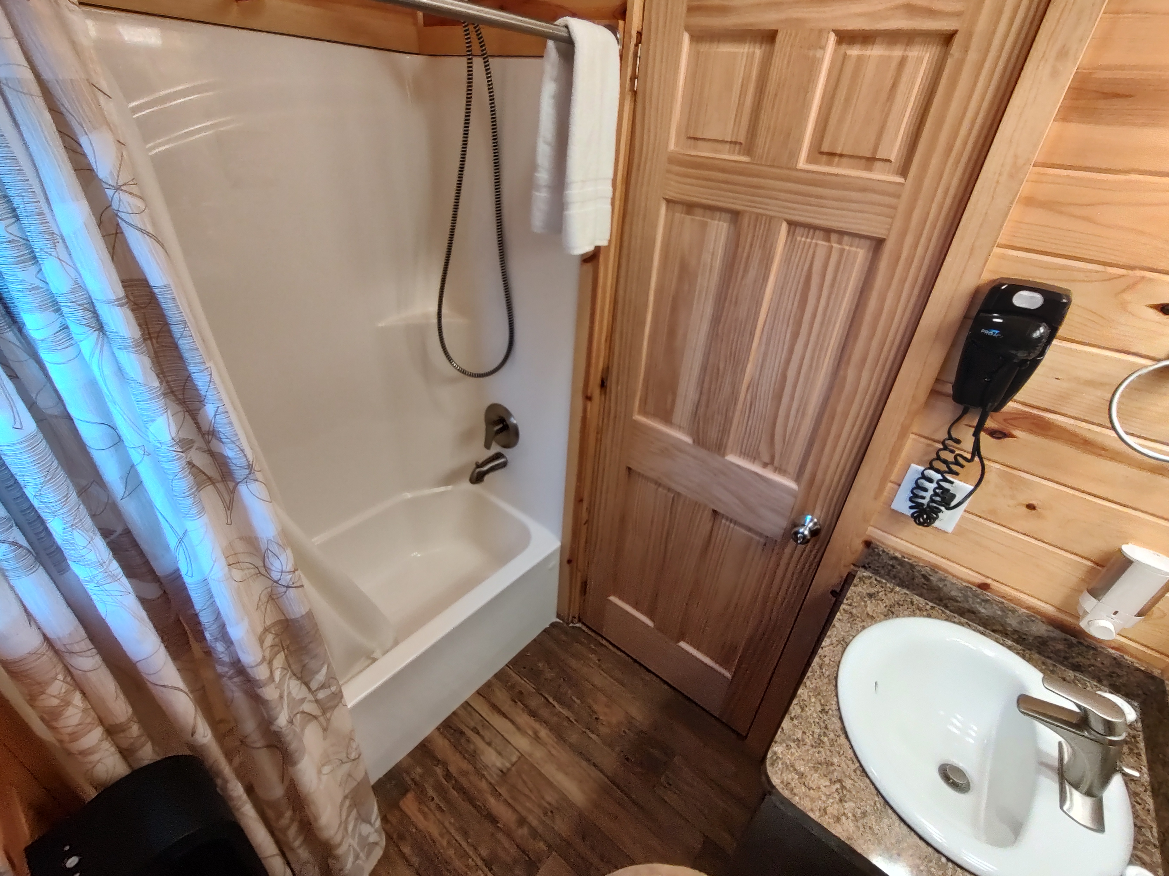 L4&L5 Bathroom