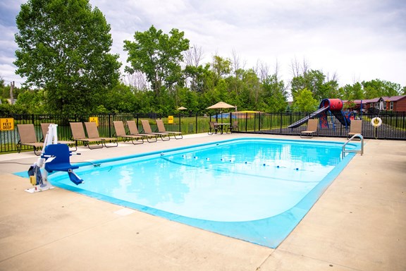 Outdoor Pool (Unheated)