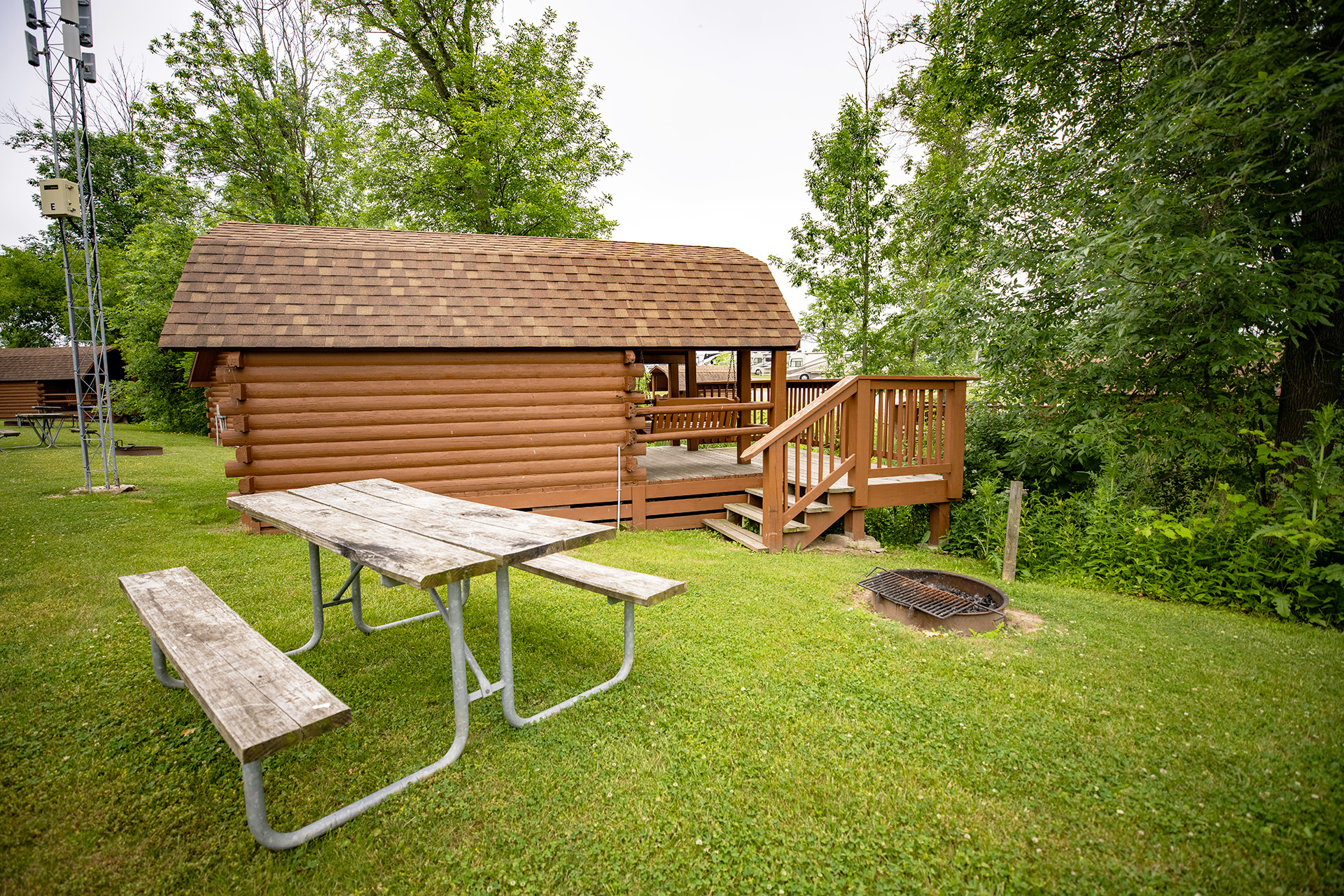 B02 - Camping Cabin, 1 Room (No  Bathroom) - Sleeps 4