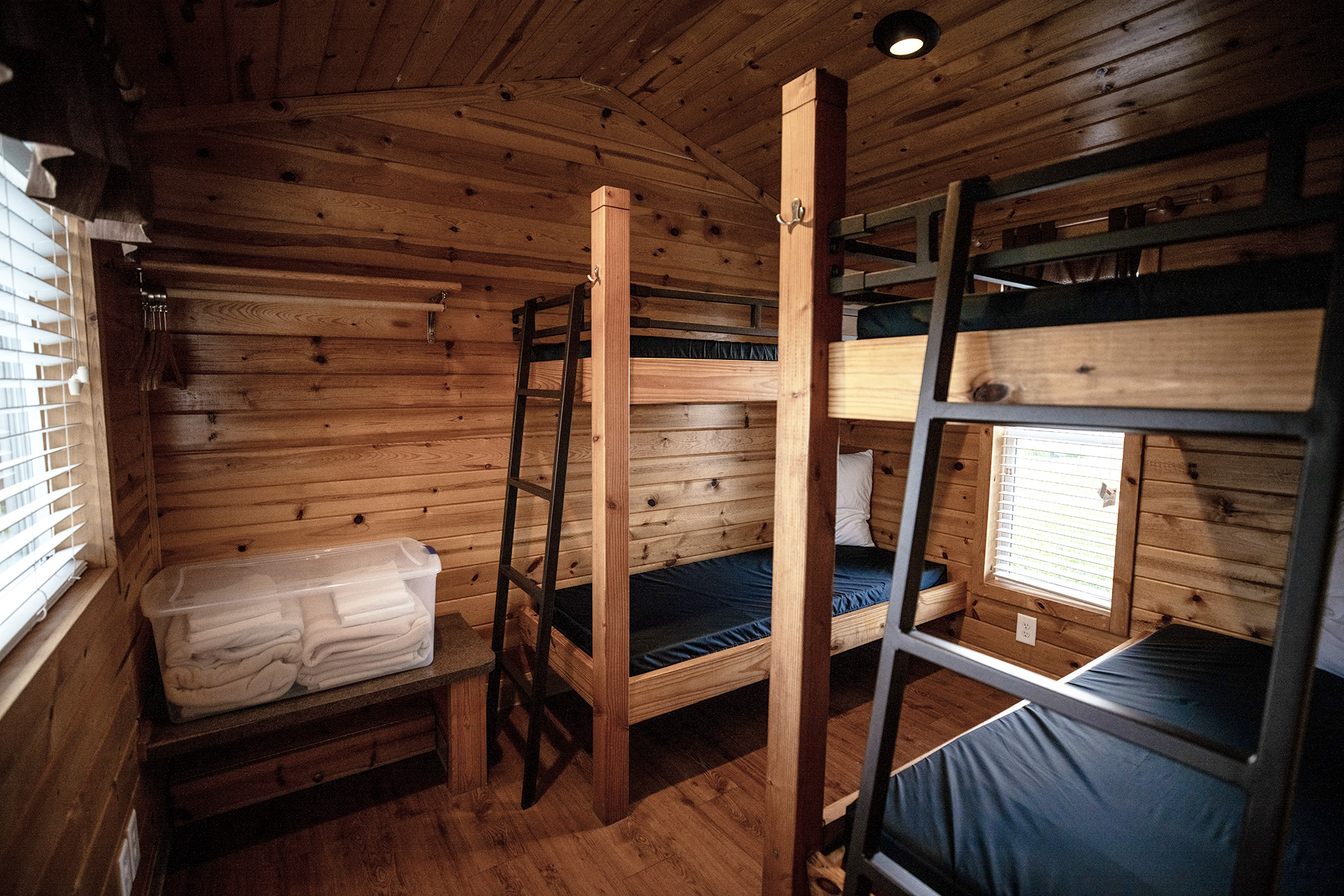 C44 - Deluxe Cabin, 2 Room (Full Bath with Tub & Shower) - Sleeps 8