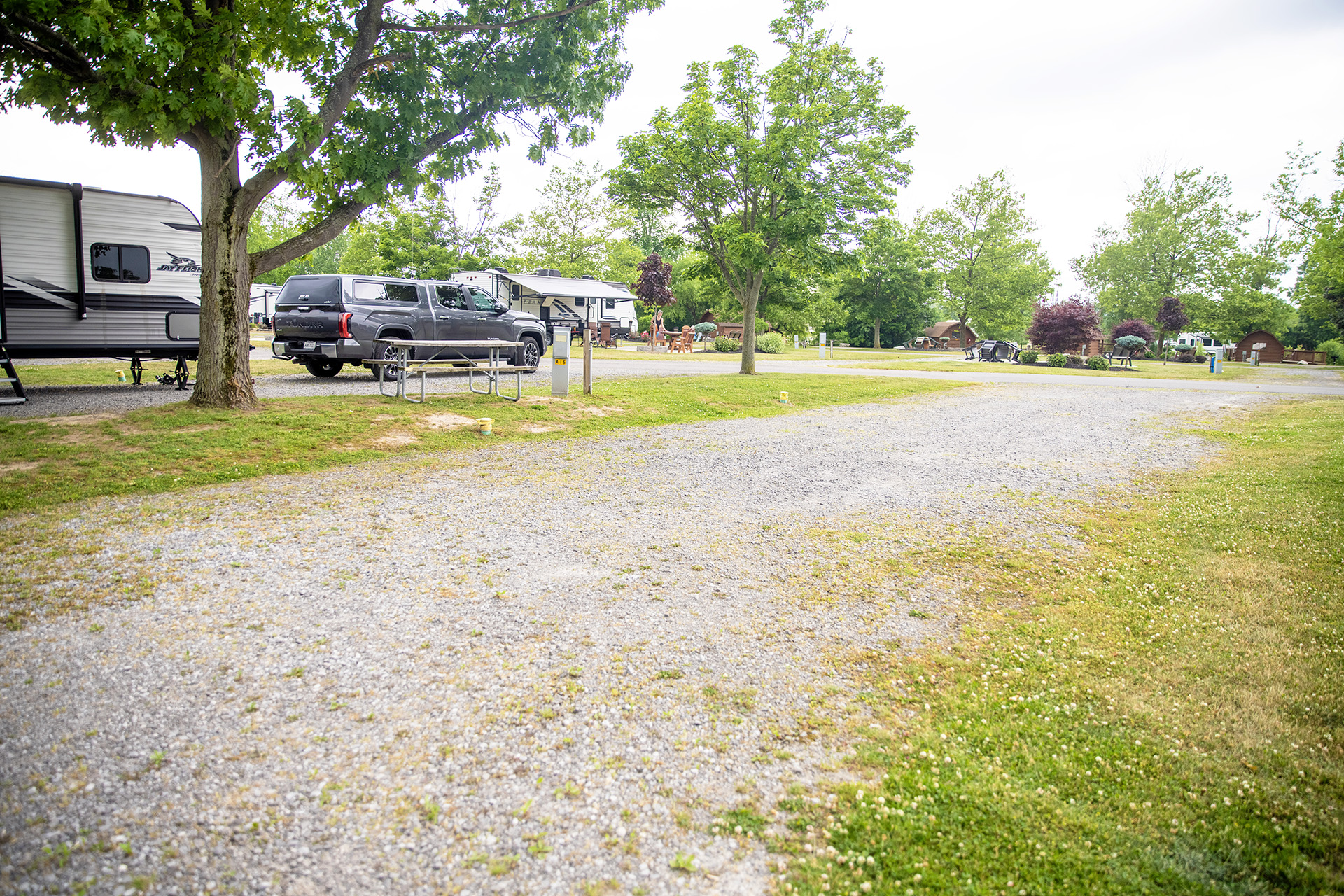RV - A15, Pull-Thru 50/30 AMPS FHU, Spacious