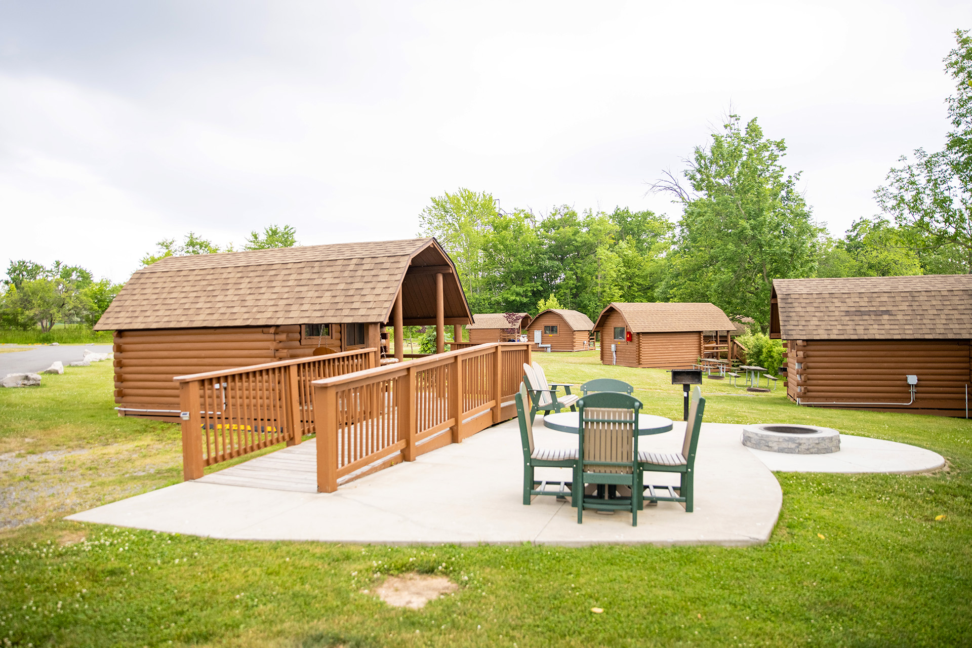 B19 - Camping Cabin, 1 Room (No Bathroom) Climate Controlled - Sleeps 4
