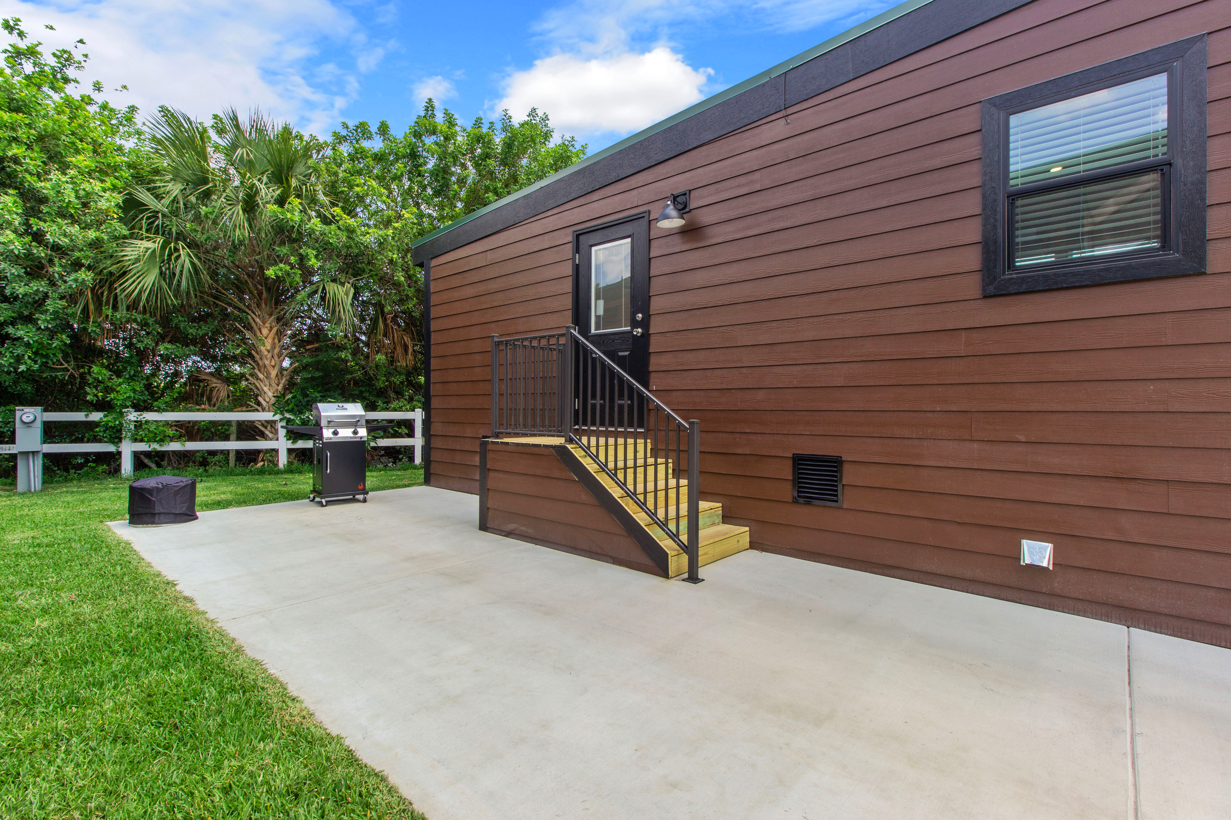 Exterior with grill and bonfire