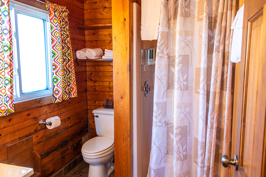 KK1Bathroom