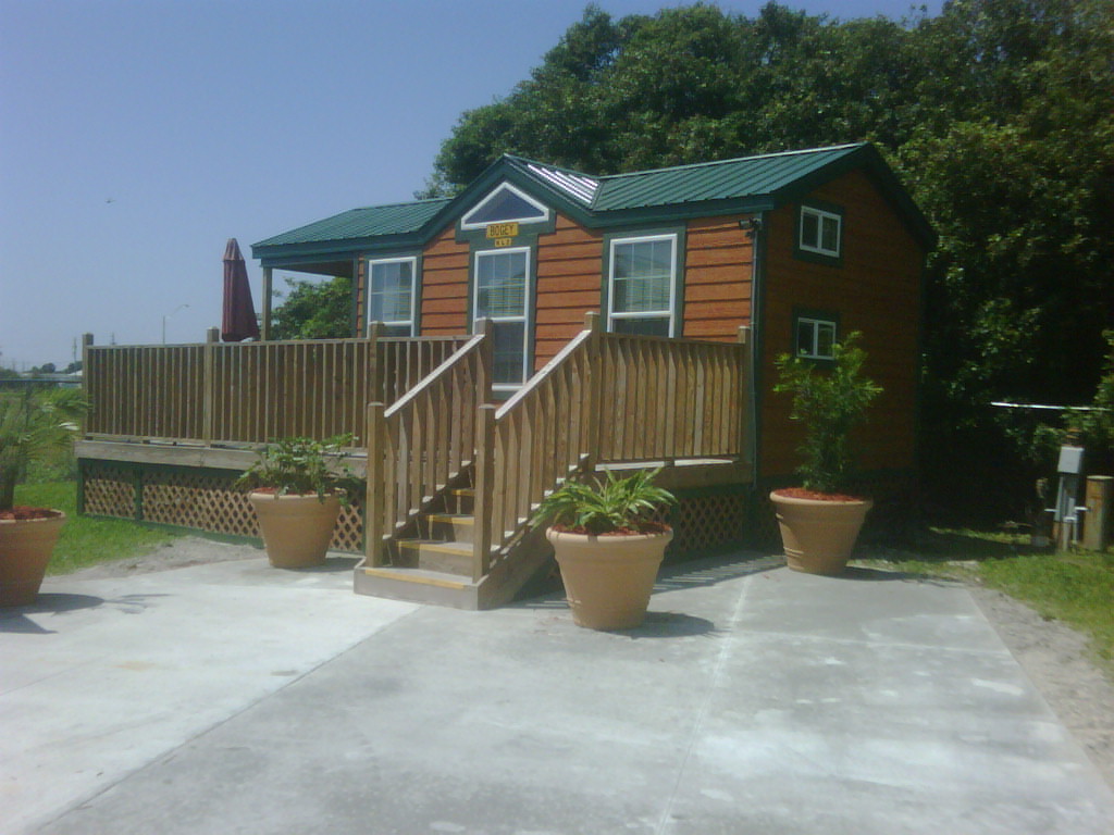 KL2 is Pet Friendly with a Large Deck
