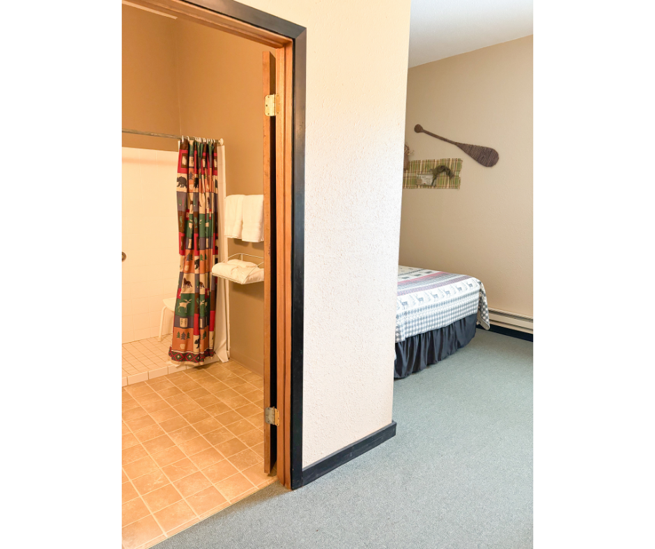 Bear Den 3 (accessible)