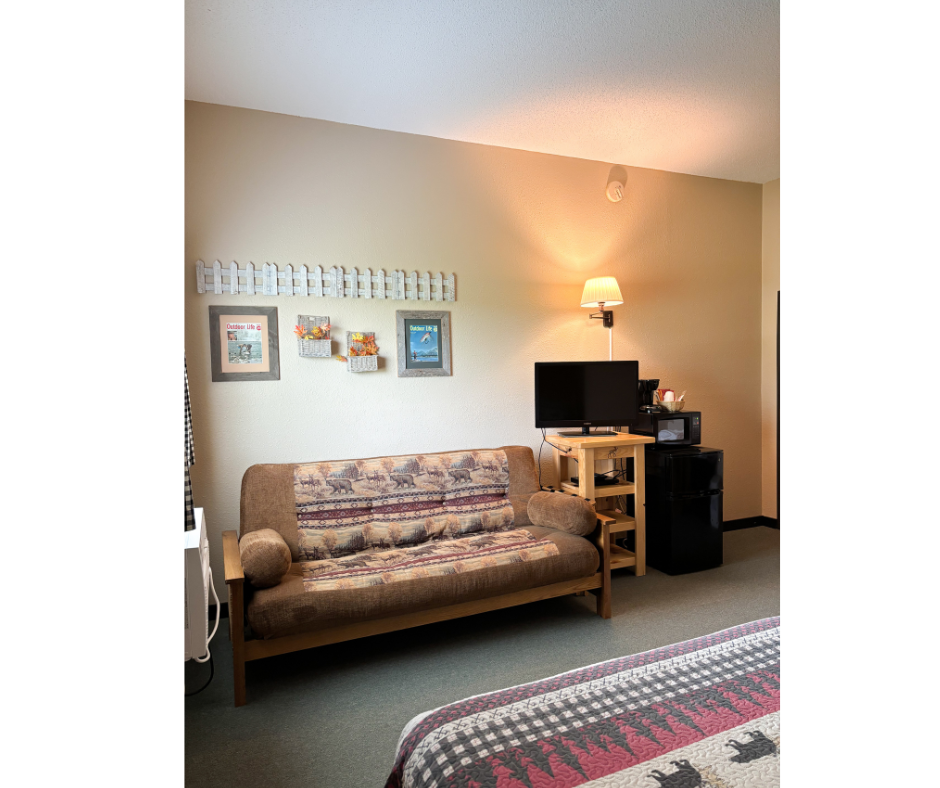 Bear Den 3 (accessible)