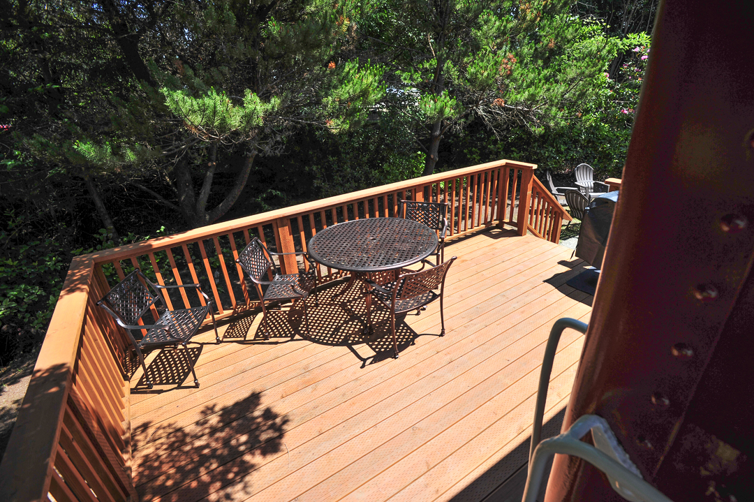 Caboose 1 - Back Deck